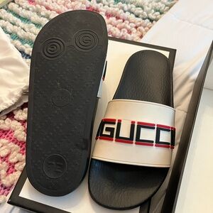 Gucci flops purchased in 2015. Never worn.